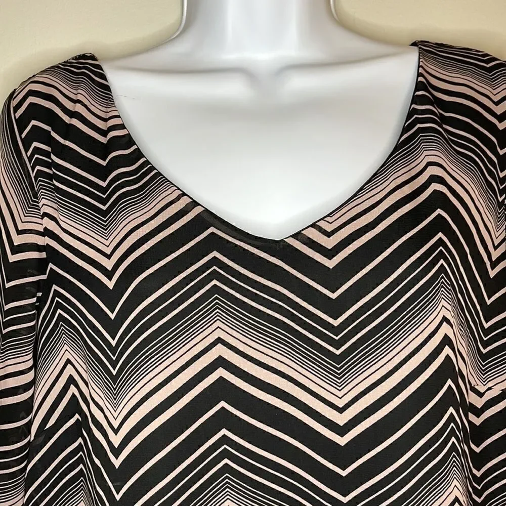 Juniors Lily Rose Pink and Black Chevron Dress